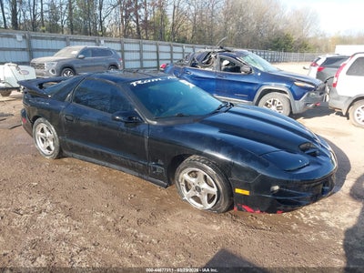 PONTIAC FIREBIRD 2000