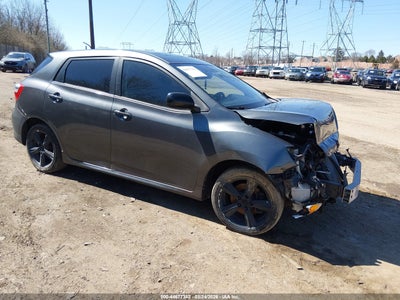 TOYOTA MATRIX 2010