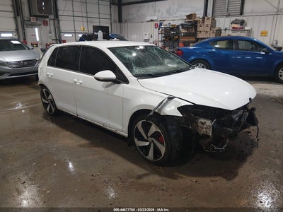 VOLKSWAGEN GOLF GTI 2020