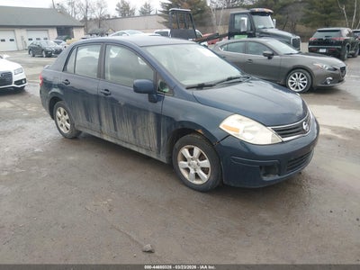 NISSAN VERSA 2010