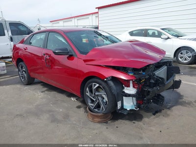 HYUNDAI ELANTRA 2025
