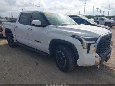 TOYOTA TUNDRA 2023