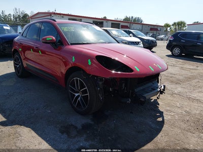 PORSCHE MACAN 2024