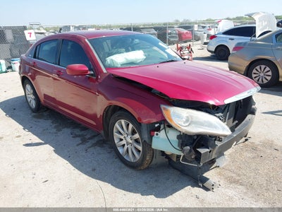 CHRYSLER 200 2013