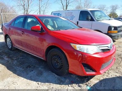 TOYOTA CAMRY 2014