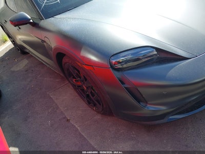 PORSCHE TAYCAN CROSS TURISMO 2022