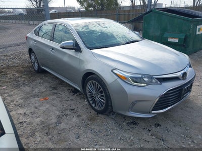 TOYOTA AVALON 2018