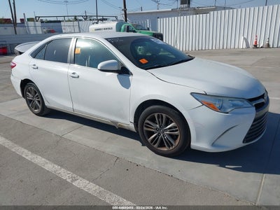 TOYOTA CAMRY 2016
