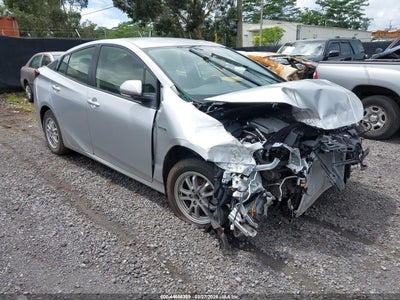 TOYOTA PRIUS 2021