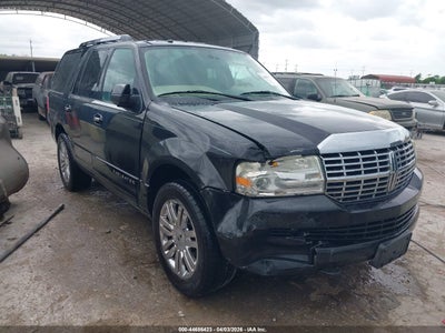 LINCOLN NAVIGATOR 2010