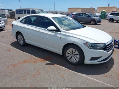 VOLKSWAGEN JETTA 2019