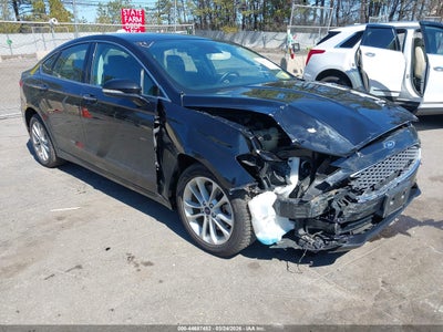 FORD FUSION ENERGI 2019