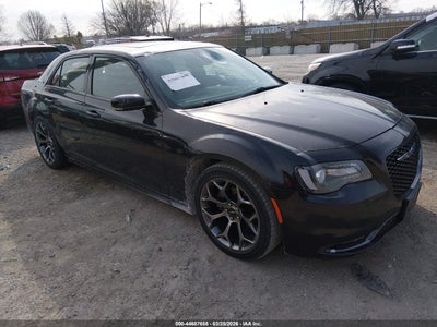 CHRYSLER 300 2015