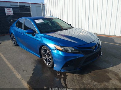 TOYOTA CAMRY 2020