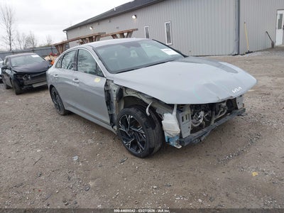 KIA K5 2025