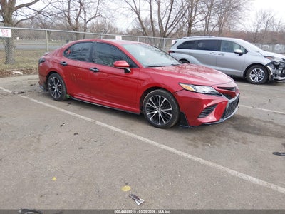 TOYOTA CAMRY 2019