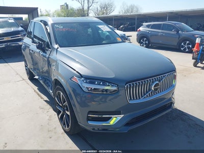 VOLVO XC90 2023