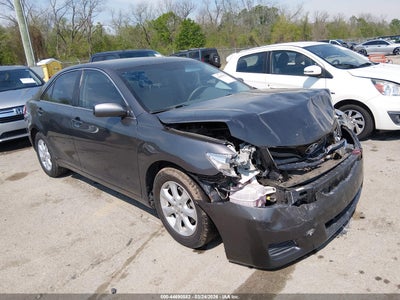 TOYOTA CAMRY 2011