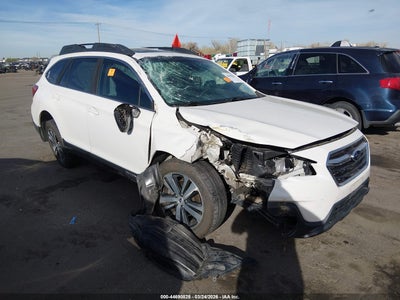SUBARU OUTBACK 2018