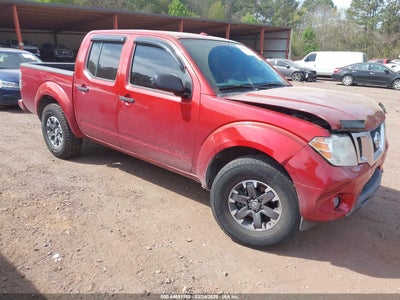 NISSAN FRONTIER 2016