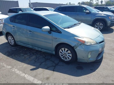 TOYOTA PRIUS PLUG-IN 2014
