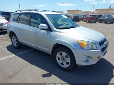 TOYOTA RAV4 2011