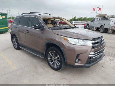 TOYOTA HIGHLANDER 2019