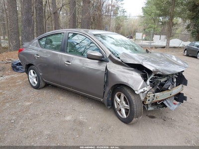 NISSAN VERSA 2015