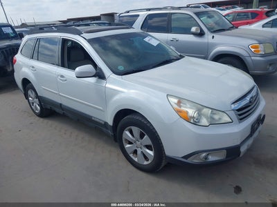 SUBARU OUTBACK 2012