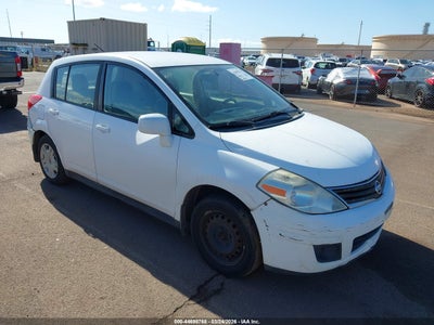 NISSAN VERSA 2011