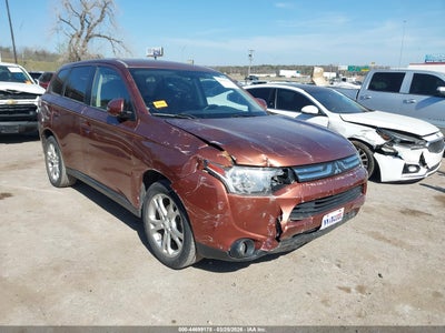 MITSUBISHI OUTLANDER 2014