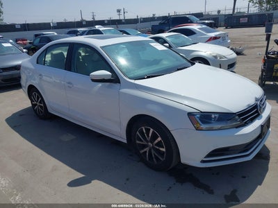 VOLKSWAGEN JETTA 2017