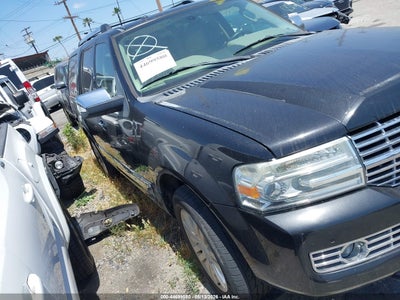 LINCOLN NAVIGATOR 2012
