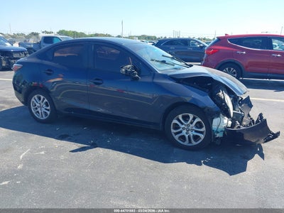 TOYOTA YARIS IA 2018