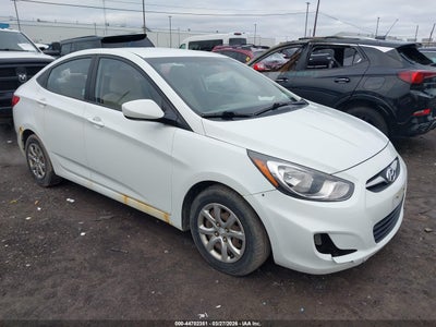 HYUNDAI ACCENT 2012