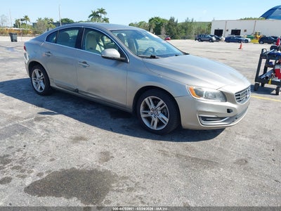 VOLVO S60 2015