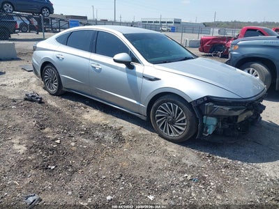 HYUNDAI SONATA HYBRID 2024