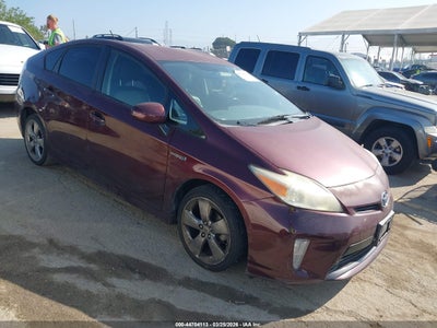 TOYOTA PRIUS 2013