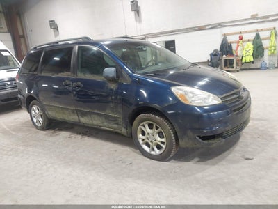 TOYOTA SIENNA 2005