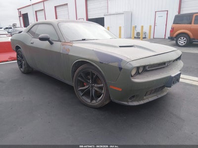 DODGE CHALLENGER 2015