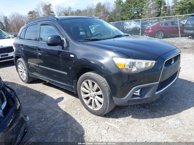 MITSUBISHI OUTLANDER SPORT 2011