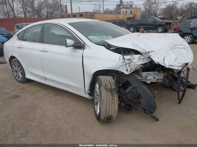 CHRYSLER 200 2015