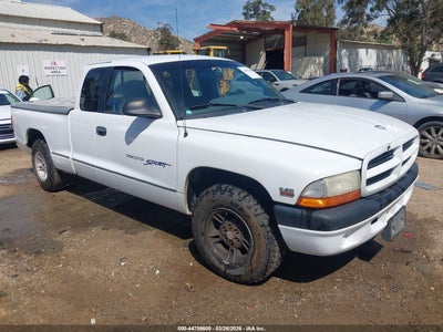 DODGE DAKOTA 2000