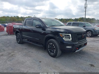 NISSAN TITAN 2023