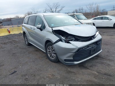 TOYOTA SIENNA 2022