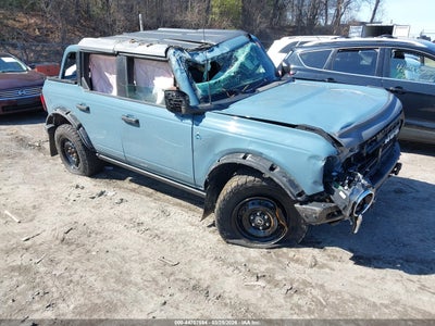 FORD BRONCO 2022