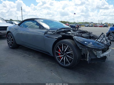ASTON MARTIN DB11 2022