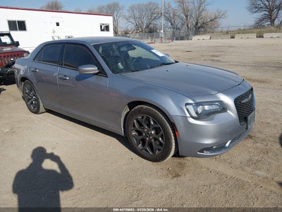 CHRYSLER 300 2017
