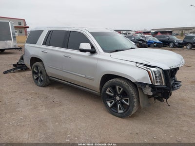 CADILLAC ESCALADE 2016