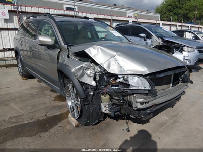 VOLVO XC70 2015